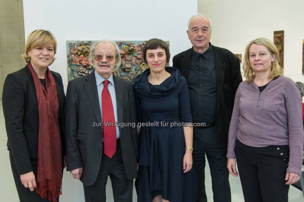 Barbara Schwarz (Landesrätin), Friedrich Cerha (Künstler), Theresia Hauenfels (Kuratorin der Ausstellung), Dieter Ronte (Präsident der Adolf Frohner Privatstiftung), Christine Grond (Leiterin Archiv der Zeitgenossen) : Die Ausstellung Friedrich Cerha. Sequenz & Polyvalenz im Forum Frohner beleuchtet zum 90. Geburtstag von Friedrich Cerha das selten gezeigte bildnerische Werk des bekannten Komponisten : Fotocredit: Kunstmeile Krems Betriebs GmbH/Forum Frohner/APA-FS/Hinterramskogler, © Aussendung (14.02.2016) 