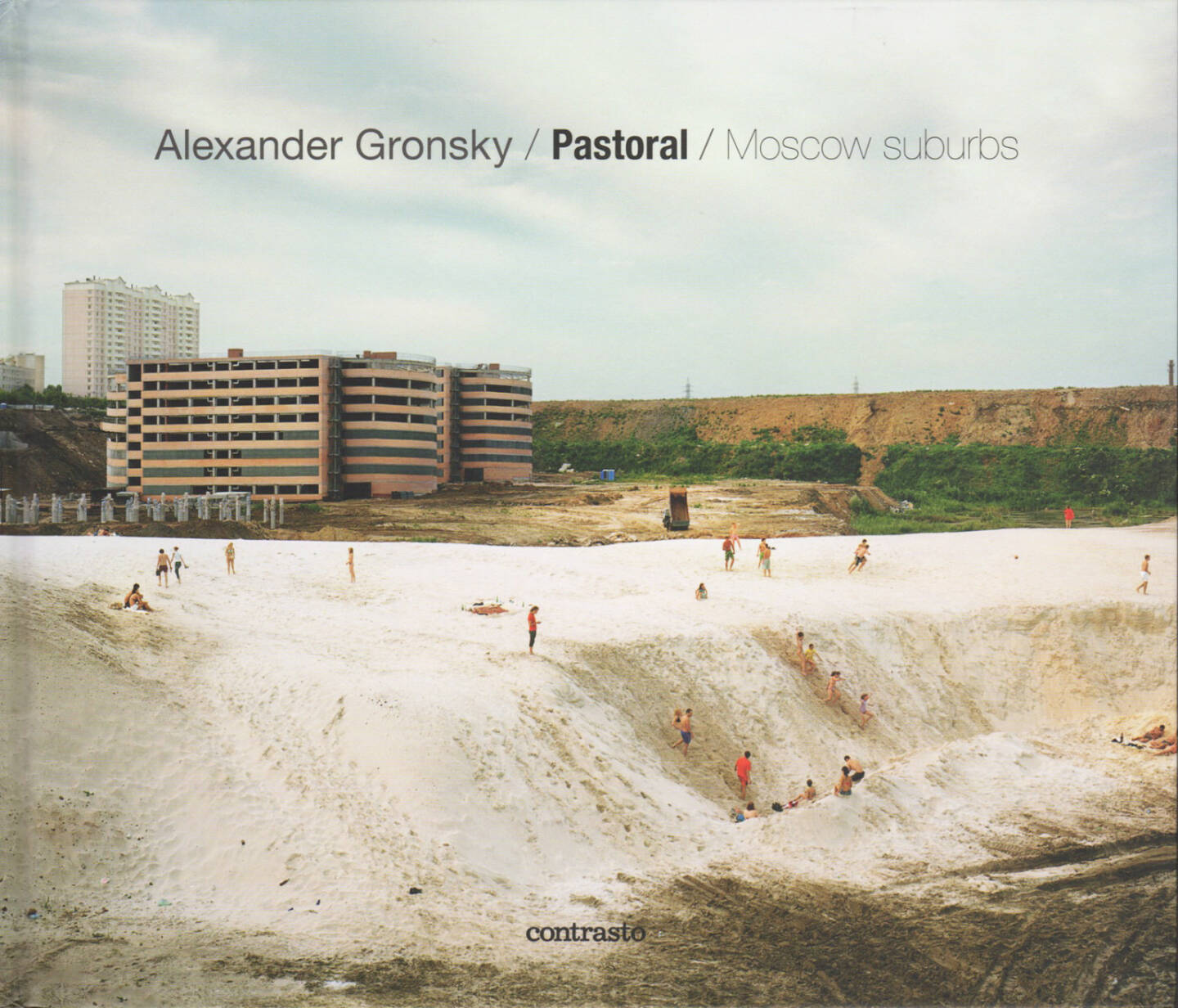 Alexander Gronsky - Pastoral, Contrasto 2013, Cover - http://josefchladek.com/book/alexander_gronsky_-_pastoral