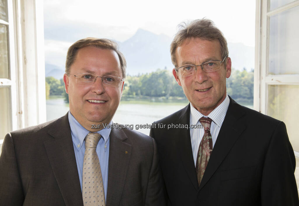 Wolfgang Reiger (Geschäftsführer IfM), Walter Schnitzhofer (Bankhaus Spängler) : Initiatoren des Lehrgangs Management kompakt für Unternehmensnachfolger und Führungskräfte von Familienunternehmen : Fotocredit: Andreas Kolarik, © Aussendung (25.02.2016) 