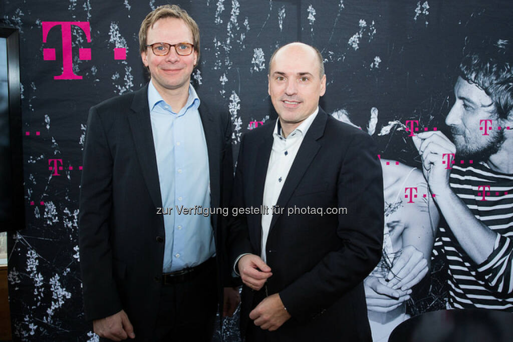 Andreas Bierwirth (CEO), Stefan Groß (CFO ) : T-Mobile Austria 2015 wieder auf Wachstumspfad - Umsatz erstmals seit 2007 wieder mit Zuwachs : Fotocredit: T-Mobile/König, © Aussender (25.02.2016) 