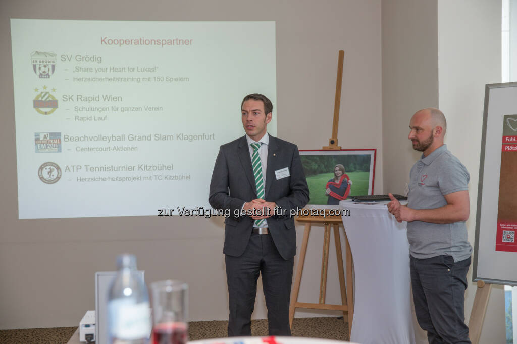 Christoph Peschek (SK Rapid Wien Geschäftsführer), Gregor Fink (Gründer Heartbeat Foundation) : Sportprominenz beim Botschaftertreffen der Heartbeat Foundation : Fotocredit: Heartbeat Foundation/Gassner, © Aussender (02.03.2016) 