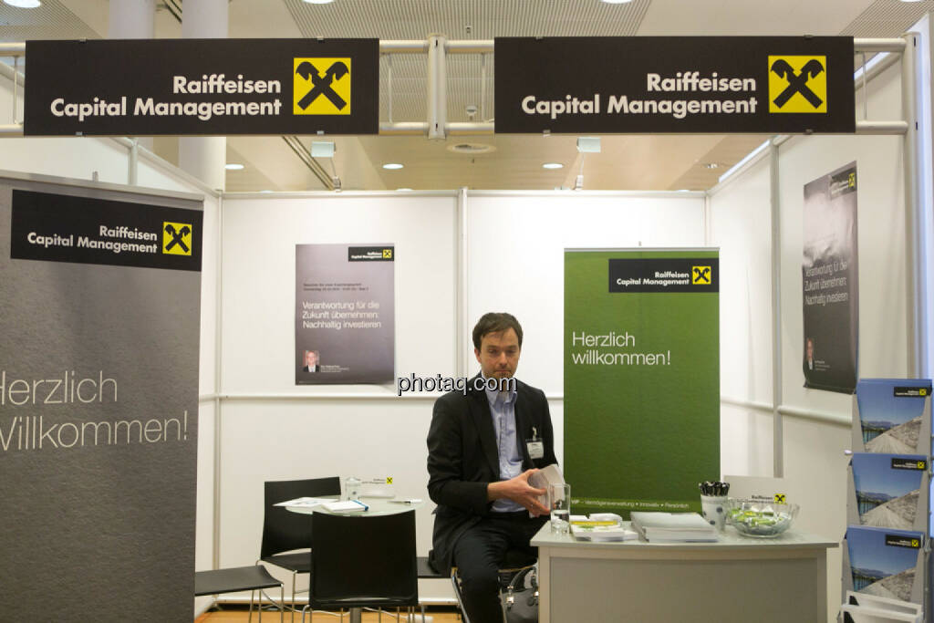 Raiffeisen Capital Management am Fonds Kongress, © Martina Draper/photaq (03.03.2016) 