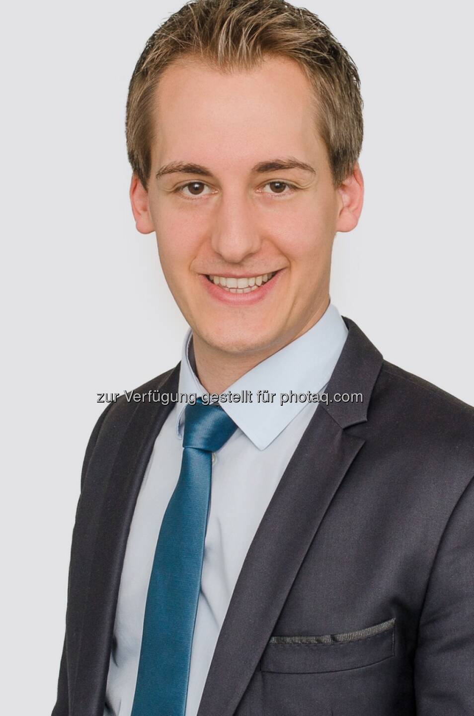 Christoph Schmidt (28) wird per 1. April 2016 mit der Geschäftsführung der switch Energievertriebsgesellschaft m.b.H. betraut, einem 100prozentigen Tochterunternehmen der EnergieAllianz Austria GmbH (EAA) : Fotocredit: Energie Burgenland