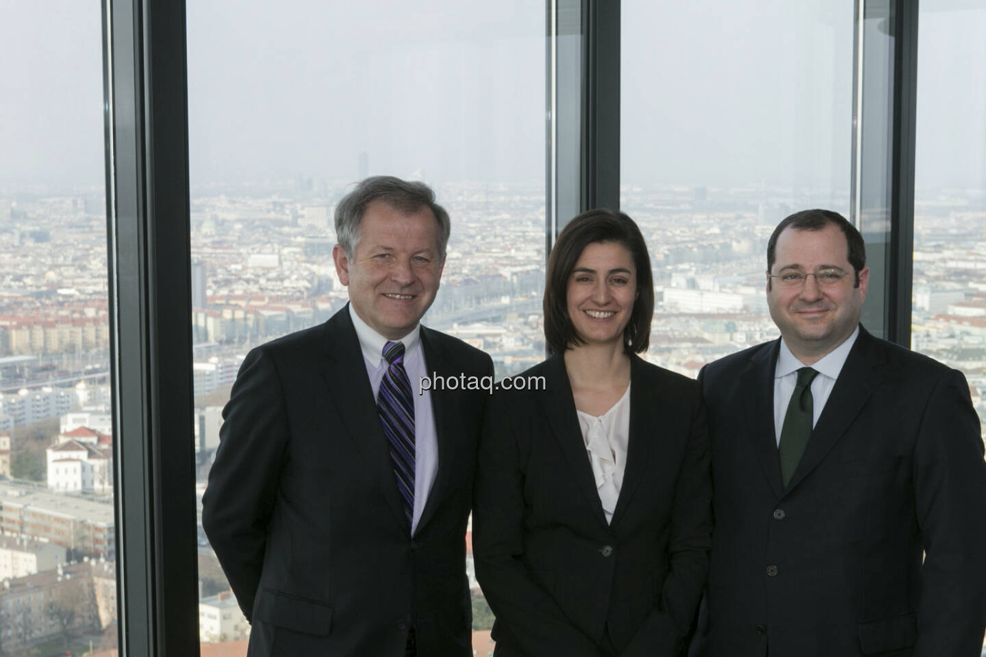Eduard Zehetner (CEO Immofinanz), Birgit Noggler (CFO Immofinanz), Daniel Riedl (COO Immofinanz), mehr unter http://privatanleger.immofinanz.com 