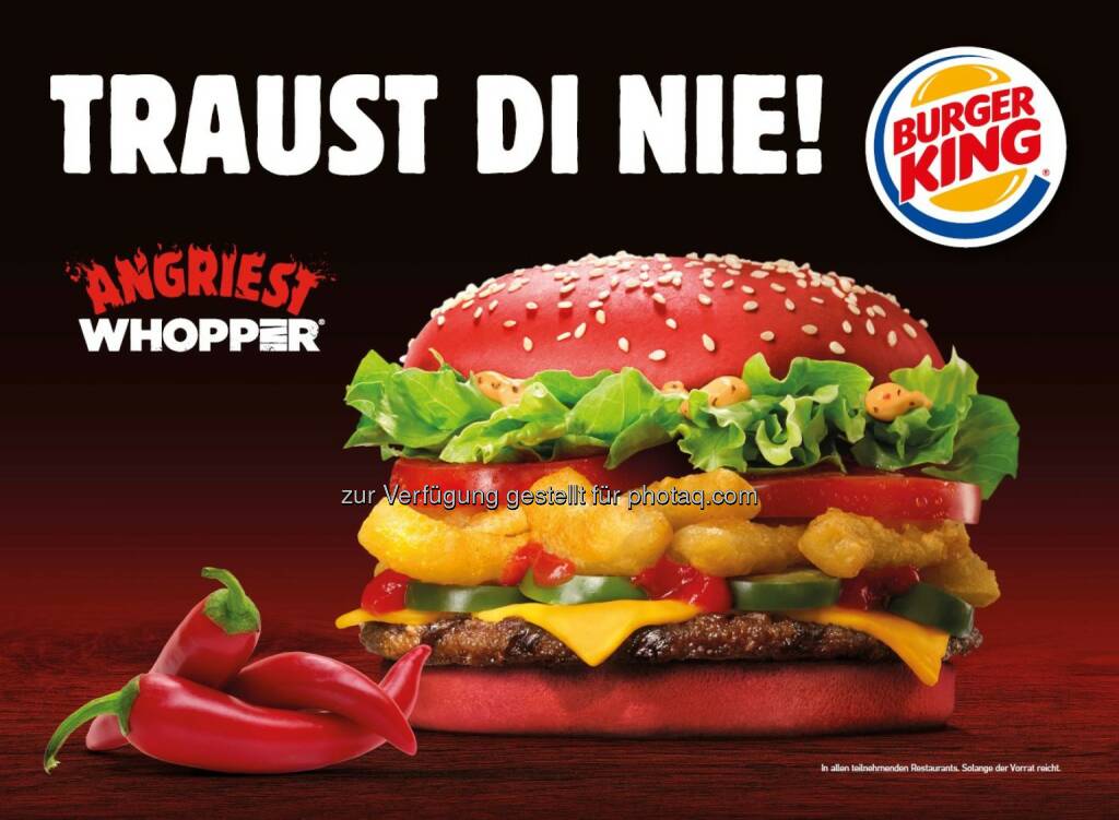Nichts für schwache (Geschmacks-)Nerven: Burger King® präsentiert feurig roten Whopper® (Bild: Tanja Rainprecht/Burger King), © Aussendung (31.03.2016) 