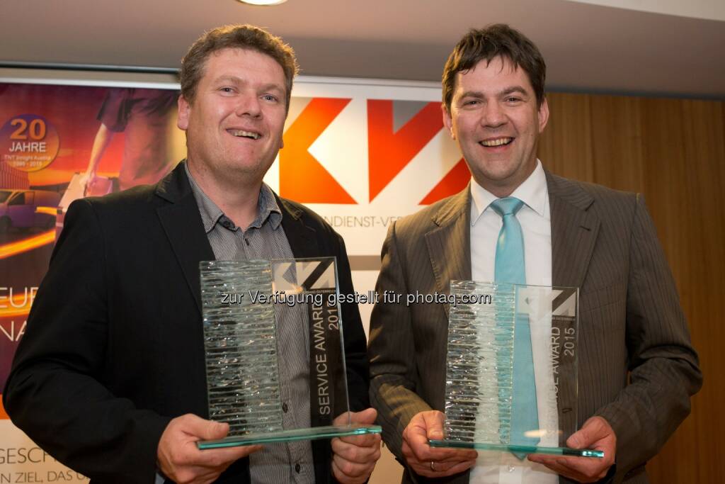 Andreas Daxecker (Backen & Garen), Konrad Rathmayr (Miele GmbH) : KVA Service Kongress 2016 : Die Gewinner des KVA Service Award stehen fest: B&G Backen und Garen Technik Service GesmbH und Miele GmbH : Fotocredit: KVA Kundendienst Verband Österreich/APA-Fotoservice/Bollwein, © Aussender (01.04.2016) 