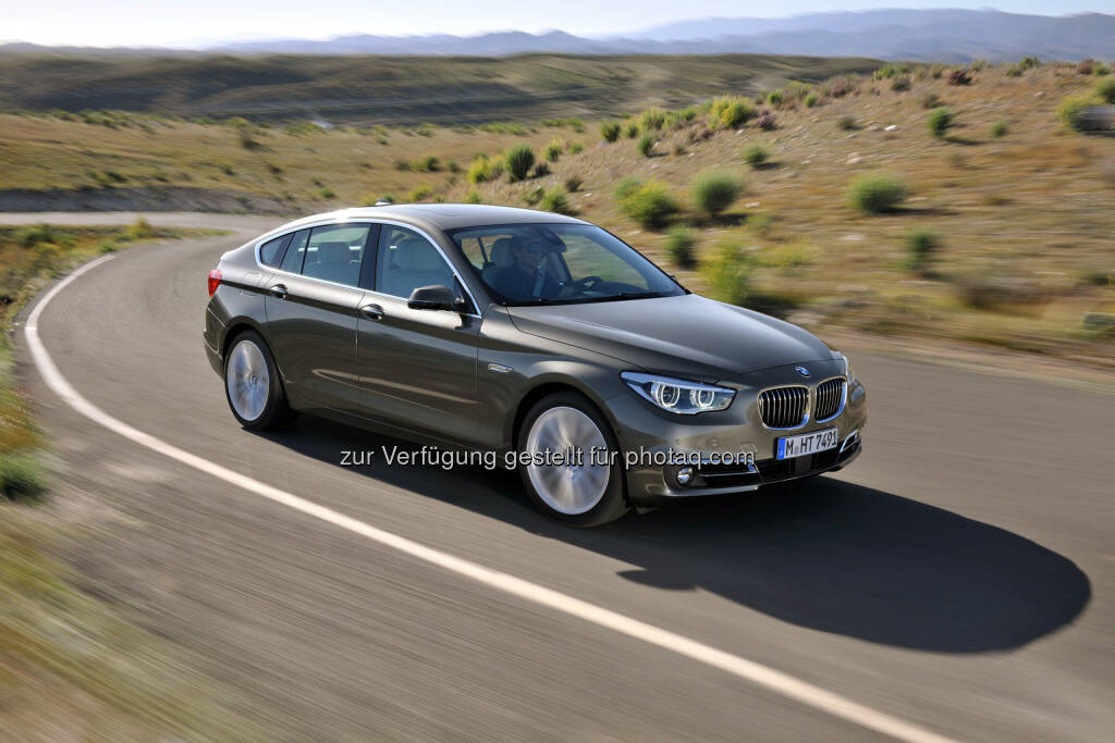 Der BMW 5er Gran Turismo (Luxury Line) : Zwei Millionen verkaufte Fahrzeuge : Die BMW 5er Reihe ist das erfolgreichste Businessmodell der Welt. Seit sechs Jahren Bestseller und Seriensieger bei Leser- und Expertenwahlen : © BMW Group, © Aussendung (11.04.2016) 