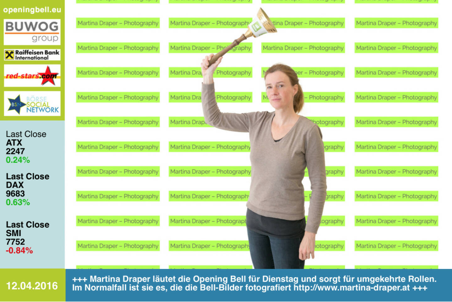 #openingbell am 12.4.: Martina Draper läutet die Opening Bell für Dienstag und sorgt für umgekehrte Rollen. Im Normalfall ist sie es, die die Bell-Bilder fotografiert http://www.martina-draper.at http://www.photaq.com/series http://www.openingbell.eu