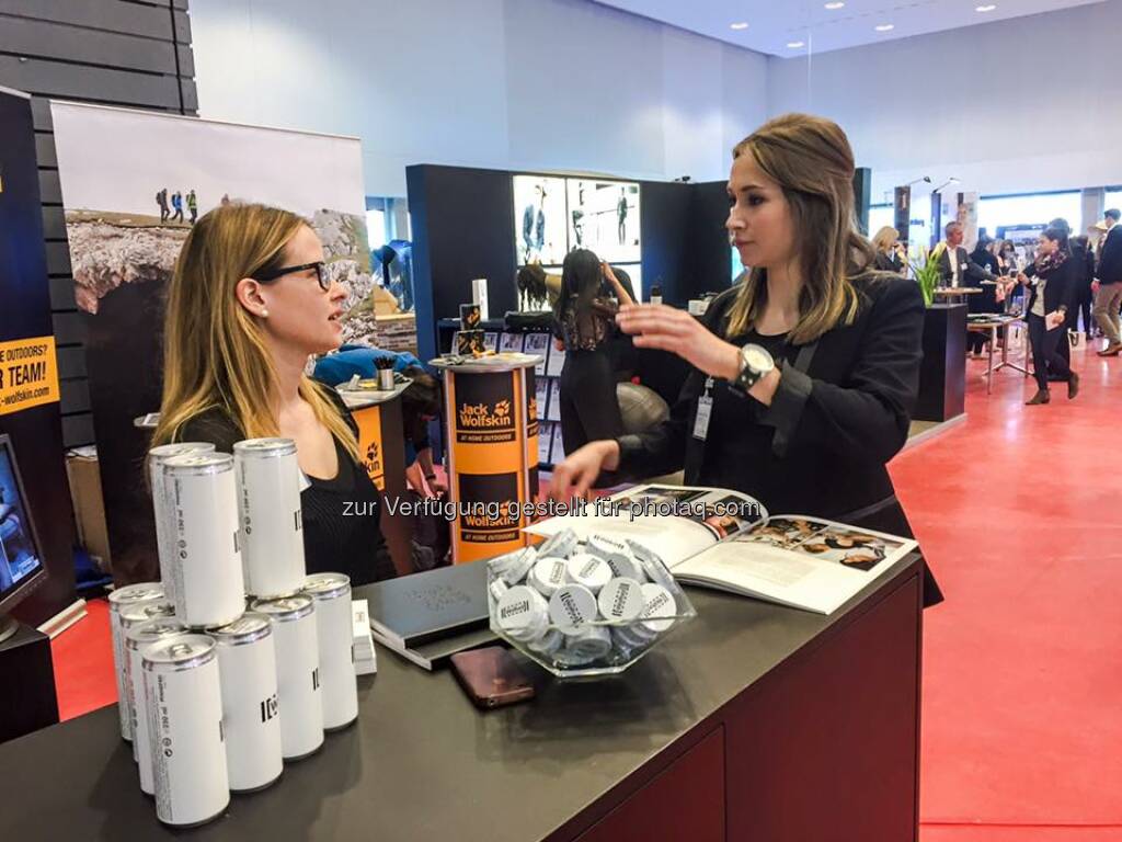 Wolford Contexme Reutlingen! Wir freuen uns auf euren Besuch auf unserem Messestand! #WolfordYoungProfessionals  Source: http://facebook.com/WolfordFashion (19.04.2016) 