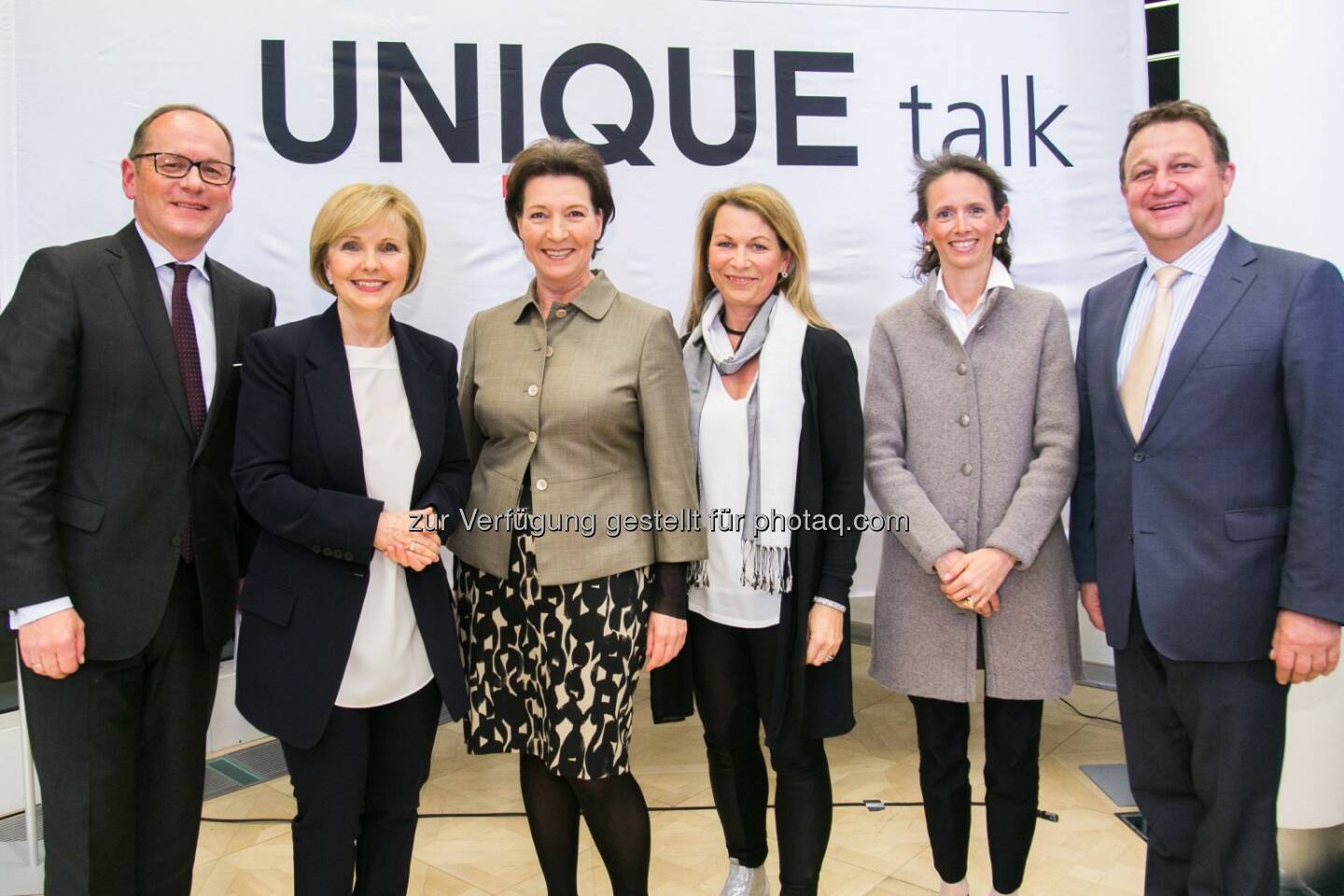 Gerald Groß (Moderation), Gundi Wentner (Gründungspartnerin Deloitte Human Capital Österreich), Gabriele Heinisch-Hosek (Frauenministerin), Alexandra Reinagl (GF Wiener Linien Gmbh & Co KG), Therese Niss (Vorstandsmitglied der Mitterbauer Beteiligungs-AG & Bundesvorsitzende der Jungen Industrie), Josef Kalina (GF Unique relations) : Unique talk: Sind (Quoten-)Frauen die besseren Führungskräfte? : Fotocredit: Unique Public Relations GmbH/APA-Fotoservice/Rastegar