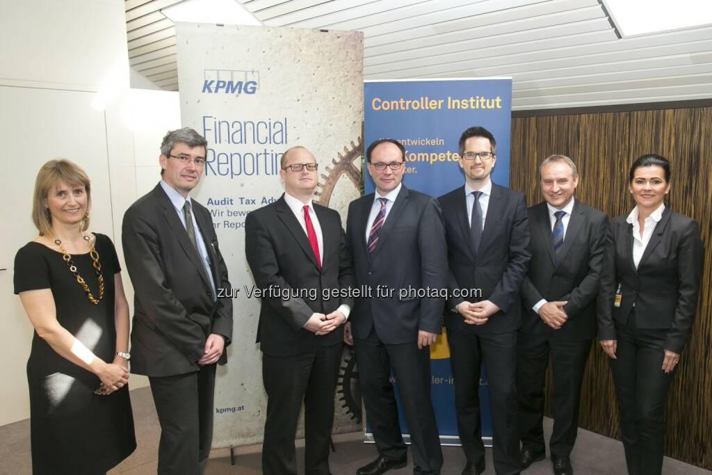 Lieve van Utterbeeck, Klaus Hirschler, Christoph Plot, Werner Gedlicka, Alexander Schiebel, Helmut Kerschbaumer, Rita Niedermayr-Kruse : Neues zum Rechnungslegungs-Änderungsgesetz 2014 (RÄG 2014) am Accounting-Circle : Fotocredit: Controller Institut/APA-Fotoservice/Reither, © Aussender (20.04.2016)