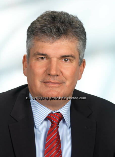 Gottfried Schellmann (Vicepresident der CFE/Confédération Fiscale Europeénne) : APA-Campus Wirtschaftslehrgang: Journalisten-Seminar zu Steueroasen : Nicht erst seit den Panama-Papers sind Steueroasen ein Thema für Journalisten : Der Workshop „Muss man Steueroasen trockenlegen?“ am 3. Mai 2016 entmystifiziert die Vorgänge : Fotocredit: Portrait Wilke, © Aussender (21.04.2016)