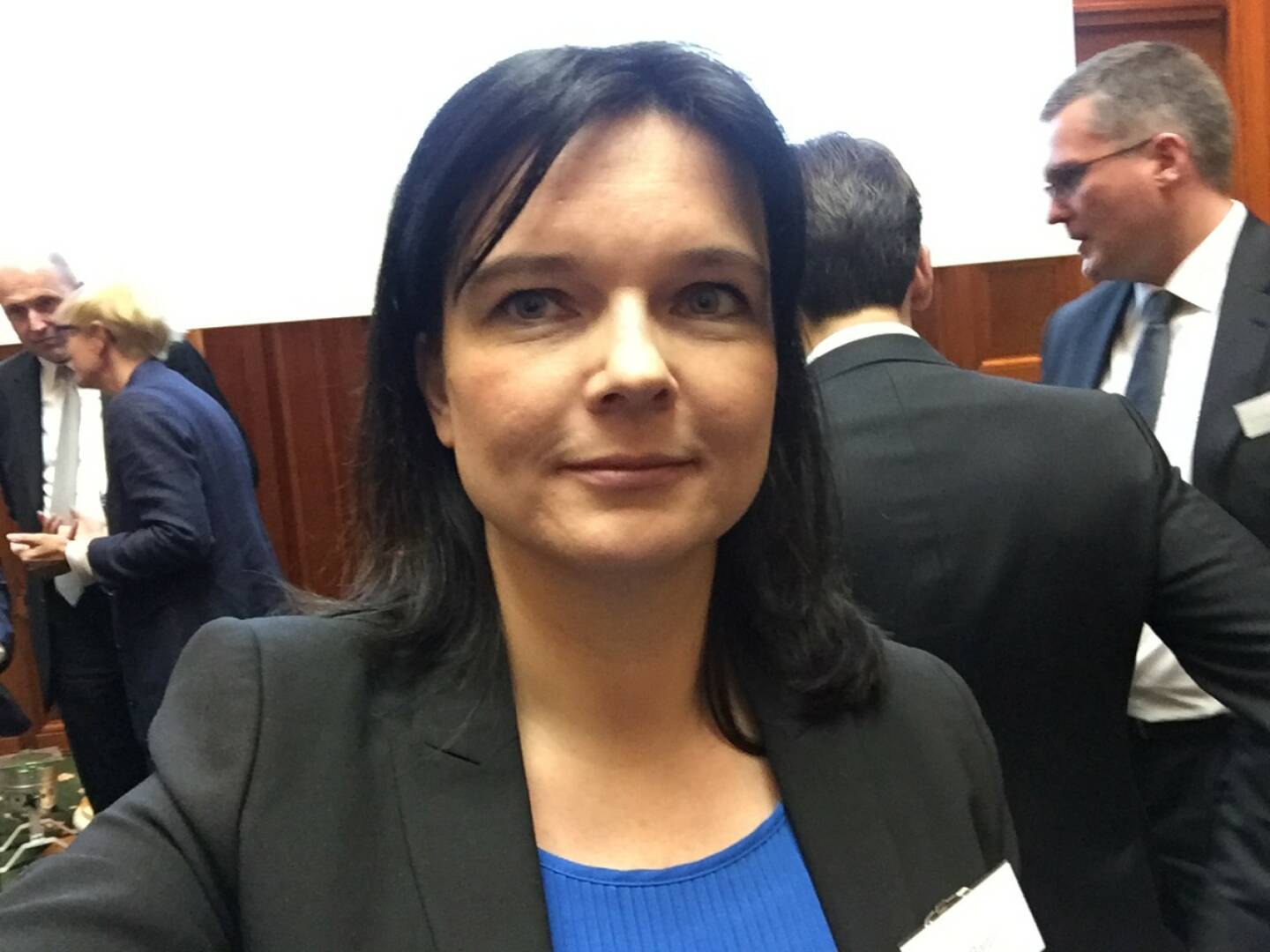 Claudia Barth Selfie, UniCredit