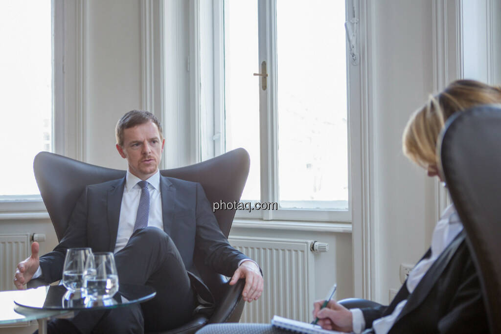 Christian Hendrik Knappe (Deutsche Bank), Alexandra Baldessarini, © Martina Draper/photaq (22.04.2016)