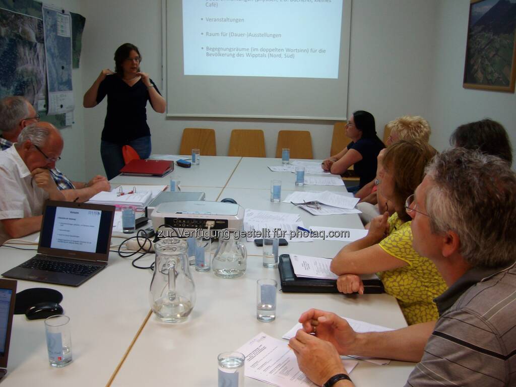 Bettina Haas (HMC – Haas Marketing & Communications) beim Praxis-Workshop : Start der HMC Tourism Academy – Aus der Praxis für die Praxis : Fotocredit: HMC, © Aussendung (29.04.2016) 