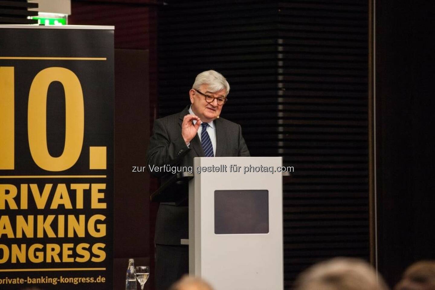 Joschka Fischer auf dem 10. private banking kongress in München : „Europa ist unser Schicksal“ : Fotocredit: Christian Scholtysik/Patrick Hipp