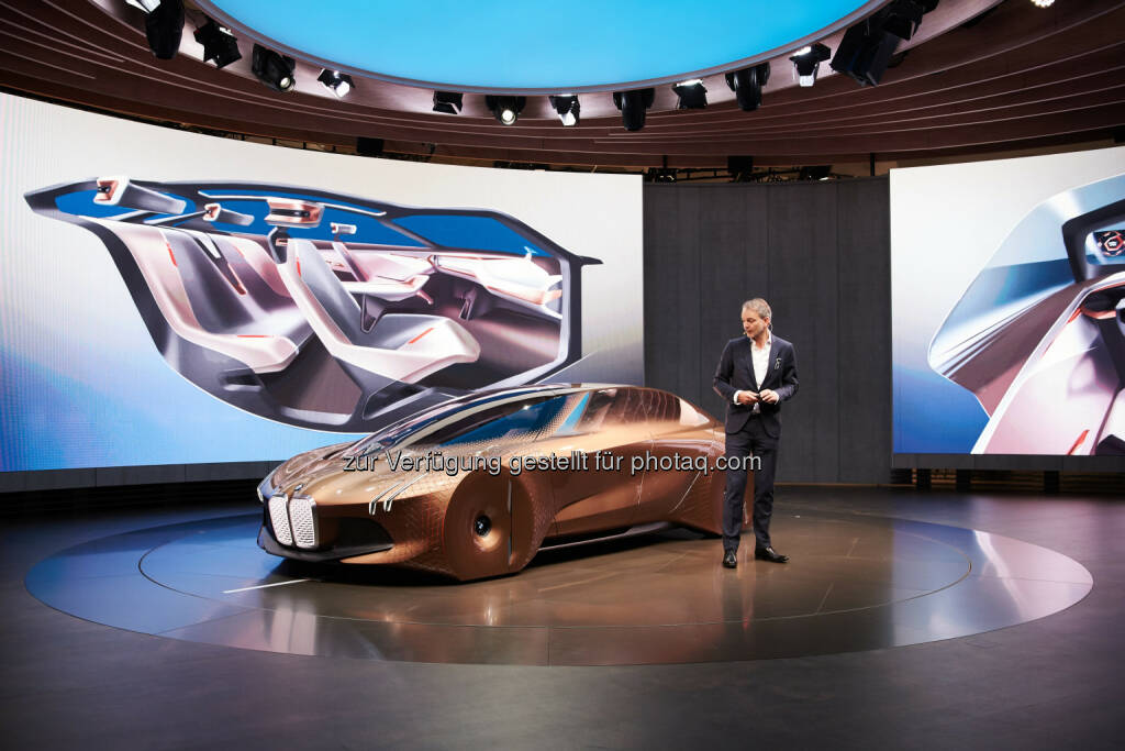 Adrian van Hooydonk, Senior Vice President BMW Group Design : The Next 100 Years : Die BMW Group macht Zukunft der Mobilität weltweit erlebbar : Pressekonferenz am 5. Mai 2016 in Peking, Ullens Center for Contemporary Art : © BMW Group, © Aussendung (06.05.2016) 