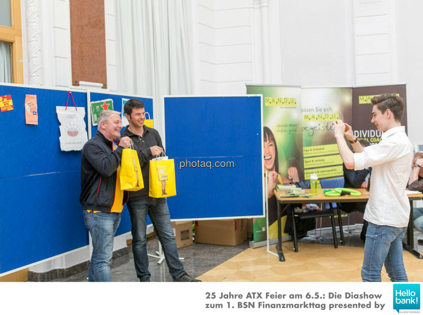 1. BSN Finanzmarkttag Goodie Bags: http://www.photaq.com/page/index/2508