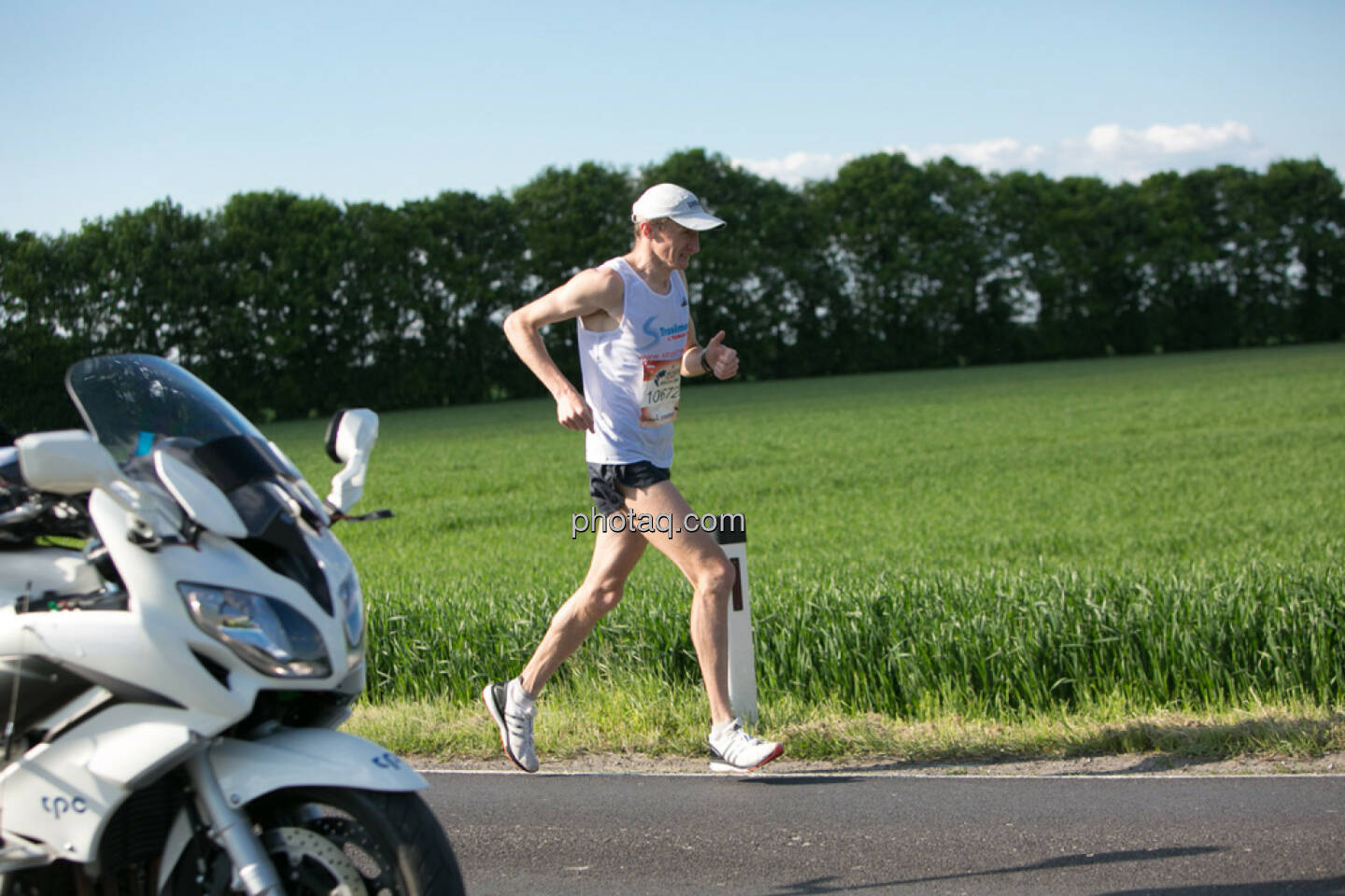 Evgenii Glyva, Sieger Österreich Wings for Life Worldrun 2016