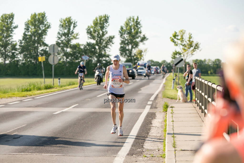 Evgenii Glyva, Sieger Österreich Wings for Life Worldrun 2016, © Martina Draper/photaq (08.05.2016) 