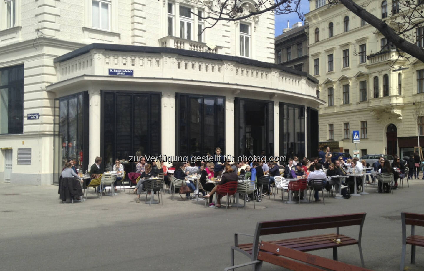 Vienna City Marathon 2013: Zuschauer beim Rochus1090