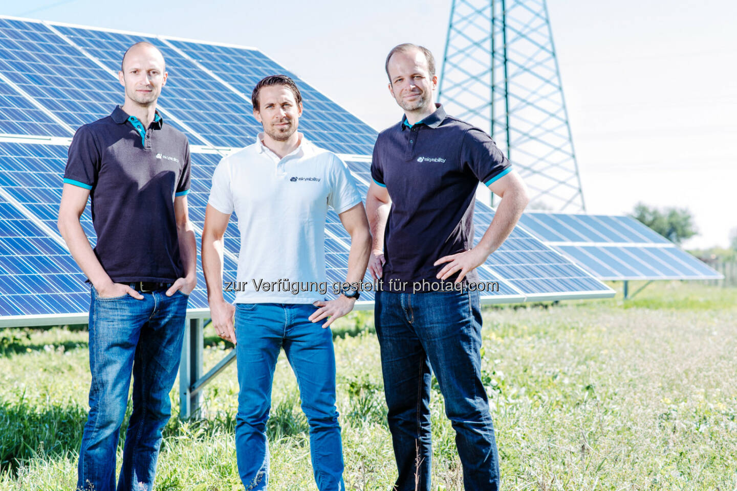 Philipp Knopf, Lukas Unger und Joachim Fertl (Skyability Gründerteam) : Skyability setzt Drohnen bei FunderMax ein : Fotocredit: Skyability/Schmid