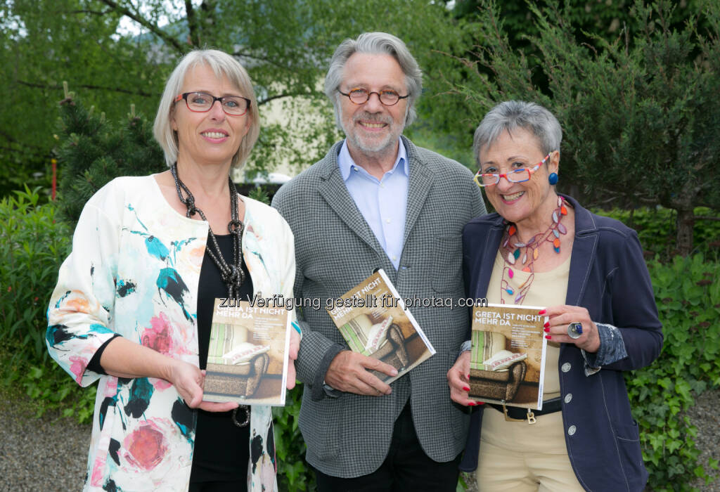 Edith Span (GF), Adi Hirschal (Botschafter), Felicitas Zehetner (Obfrau) : MAS Alzheimerhilfe präsentiert neues Sachbuch „Greta ist nicht mehr da“ - Tagebuchaufzeichnungen eines pflegenden Angehörigen : Fotocredit: honorarfrei/Klaus Mitterhauser (20.05.2016) 