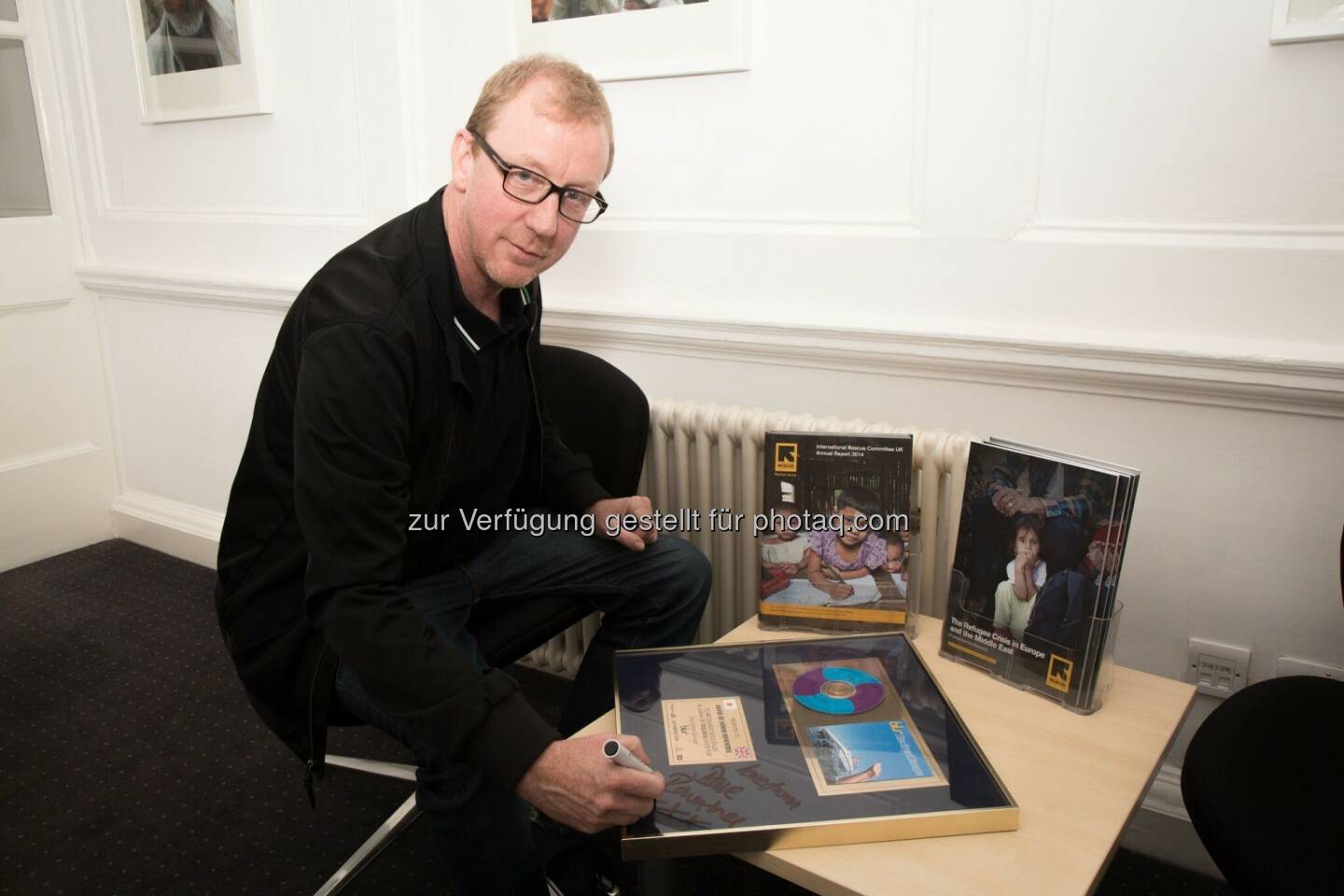 Dave Rowntree, Star Boot Sale-Initiator und Drummer der Britpop-Band Blur : Coldplay, One Direction & Co. versteigern persönliche Dinge bei der Flohmarkt-App Shpock im Rahmen des Star Boot Sale : Fotocredit: IRC UK/Cindy Marais