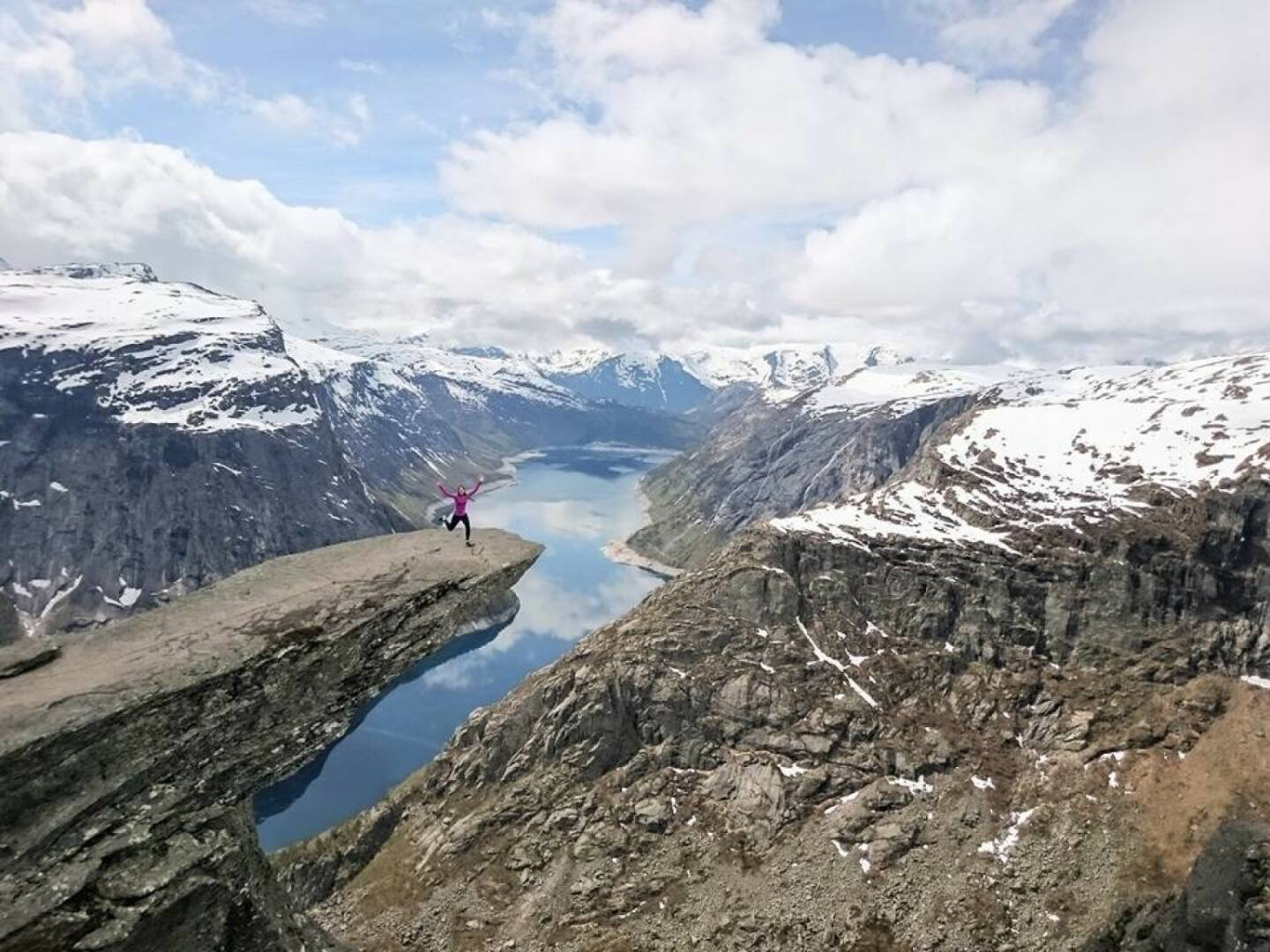 Melanie Raidl Trolltunga Norwegen