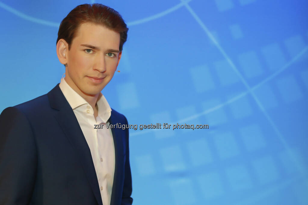 Sebastian Kurz zu Gast bei Corinna Milborn auf Puls4 zum Thema:  Kirchen- und Demokratievolksbegehren ab Montag: Sind die Österreicher überhaupt fit für so viel direkte Demokratie? (c) Puls4 (16.04.2013) 