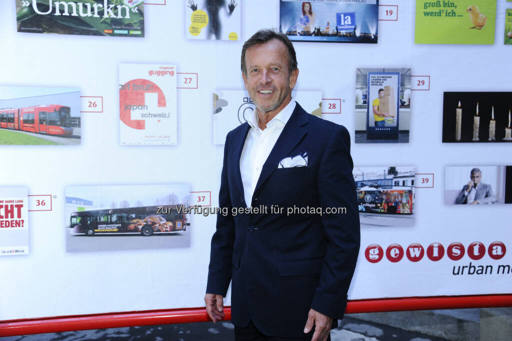 Karl Javurek (CEO Gewista) : Gewista feierte 33. Plakatparty im Arkadenhof des Wiener Rathauses : Fotocredit: Gewista (01.06.2016) 