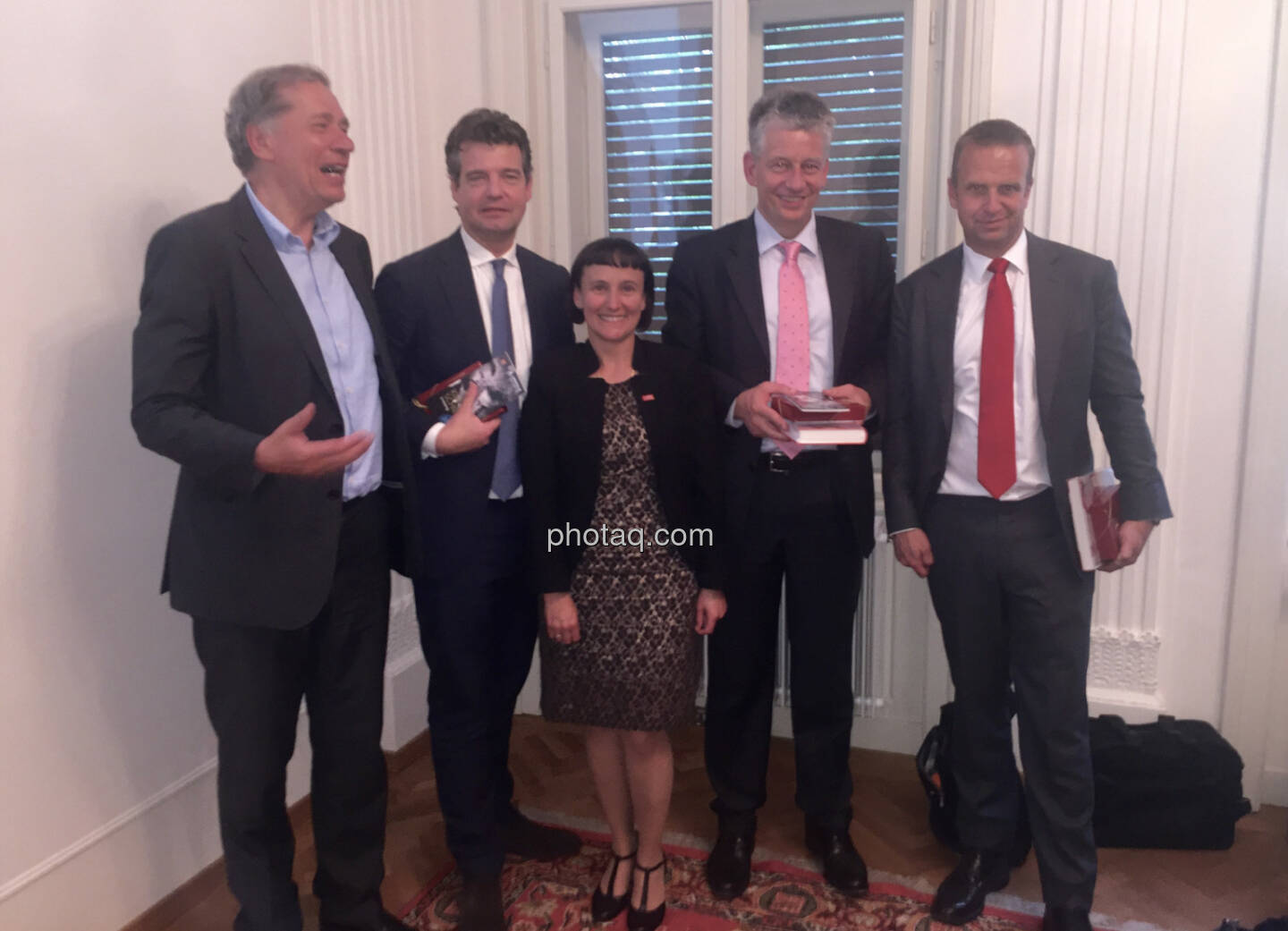 Wilhelm Rasinger (IVA), Marc Düngler (DSW), Andrea Wentscher (IR BASF), Tjark Schütte (IR Deutsche Post DHL), Holger Lüth (IR Buwog)