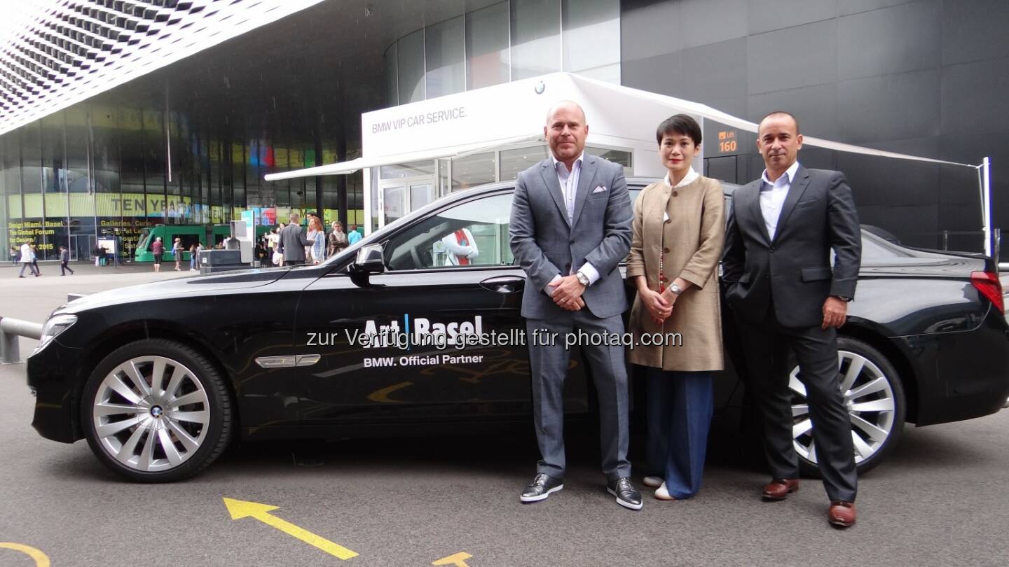 Patrick Foret (Director of Business Initiatives), Adeline Ooi (Director Asia), Marc Spiegel (Art Basel's Director) : BMW als offizieller Partner der Art Basel 2016 : Fotocredit © Belle & Company (06/2015)