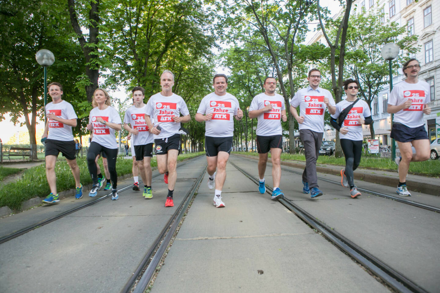  (25 Jahre ATX - Lauf in rot-weiss-rot )