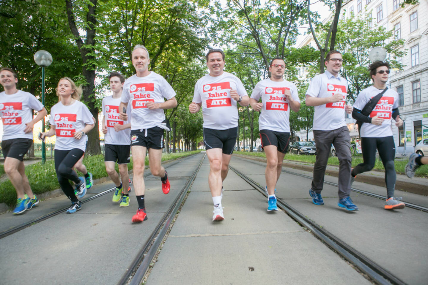  (25 Jahre ATX - Lauf in rot-weiss-rot )