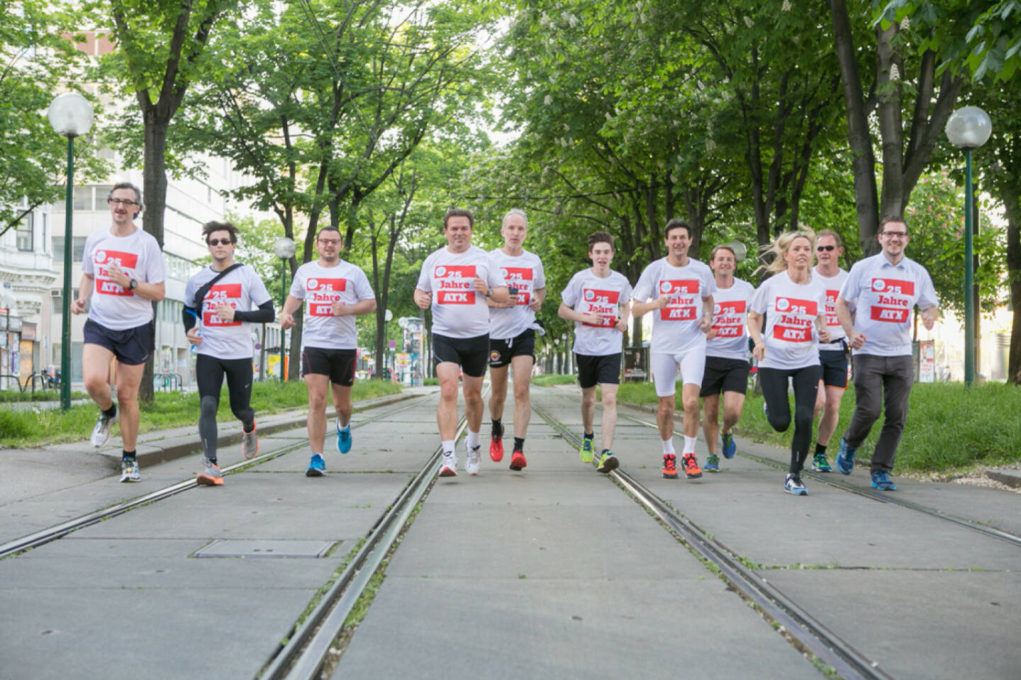  (25 Jahre ATX - Lauf in rot-weiss-rot )