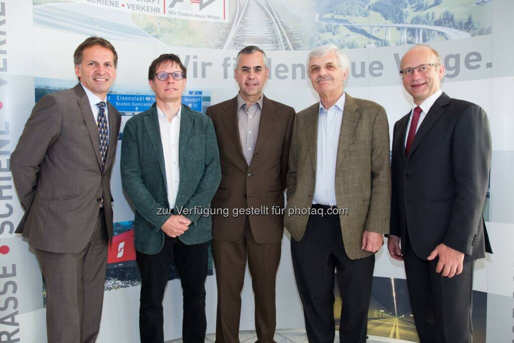Georg Kichler (Werner Consult), Klaus Robatsch (KfV), Robert Haid (Land OÖ), Gerd Sammer (Boku), Martin Fellendorf (FSV Vorsitzender) : FSV-Verkehrstag 2016 und Fachausstellung im Parkhotel Schönbrunn : Fotocredit: Forschungsges. Straße-Schiene-Verkehr/APA-Fotoservice/Rastegar, © Aussendung (09.06.2016)