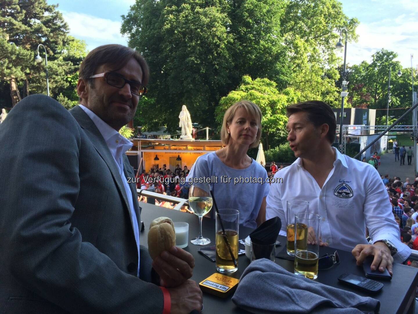 Gerhard Massenbauer beim EM Public Viewing der Wiener Privatbank