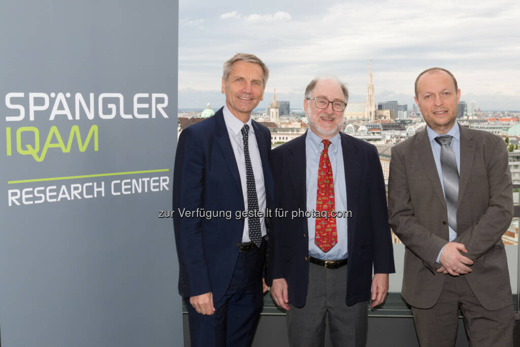 Josef Zechner (Spängler IQAM Research Center), Sheridan Titman (Professor an der der University of Texas in Austin), Thomas Dangl (Spängler IQAM Research Center) : Investment Talk : Steigende Aktienkurse haben die Tendenz weiter zu steigen : © Spängler IQAM Research Center, © Aussender (16.06.2016) 