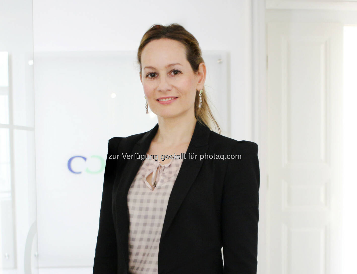 Mona Chirazi wird Partnership Manager Banking and Financial Institutions bei Coface : Fotocredit: Coface/Gadnik Bianca