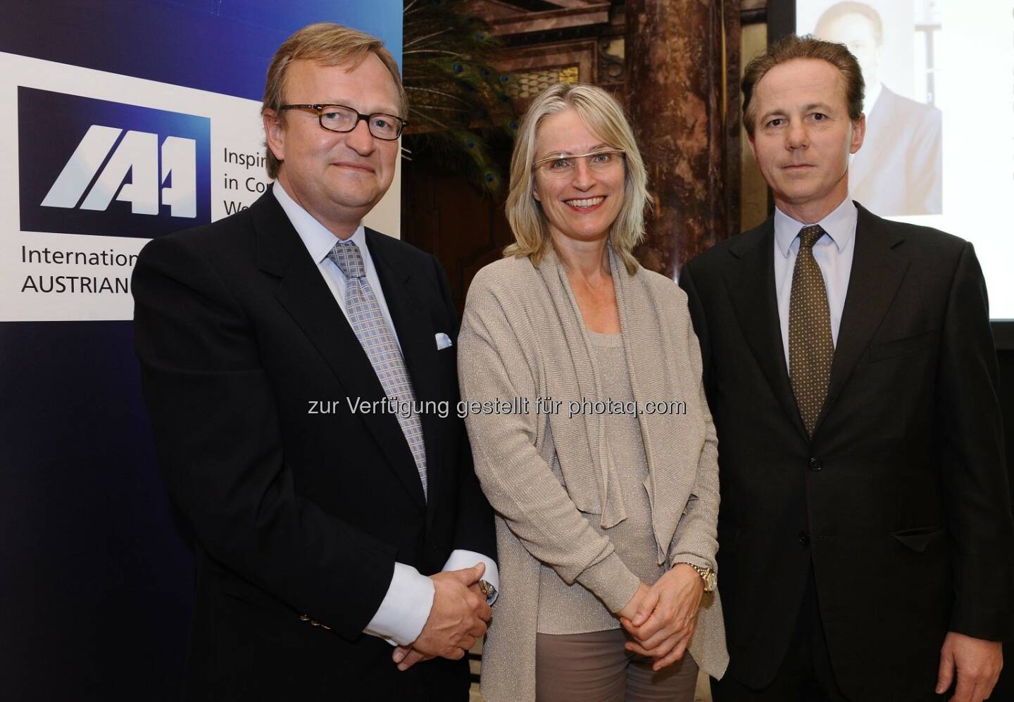 Oliver Voigt, IAA Präsidentin Martina Hörmer, Georg Kapsch beim IAA Business Communication Lunch, Foto: ORF/Thomas Jantzen