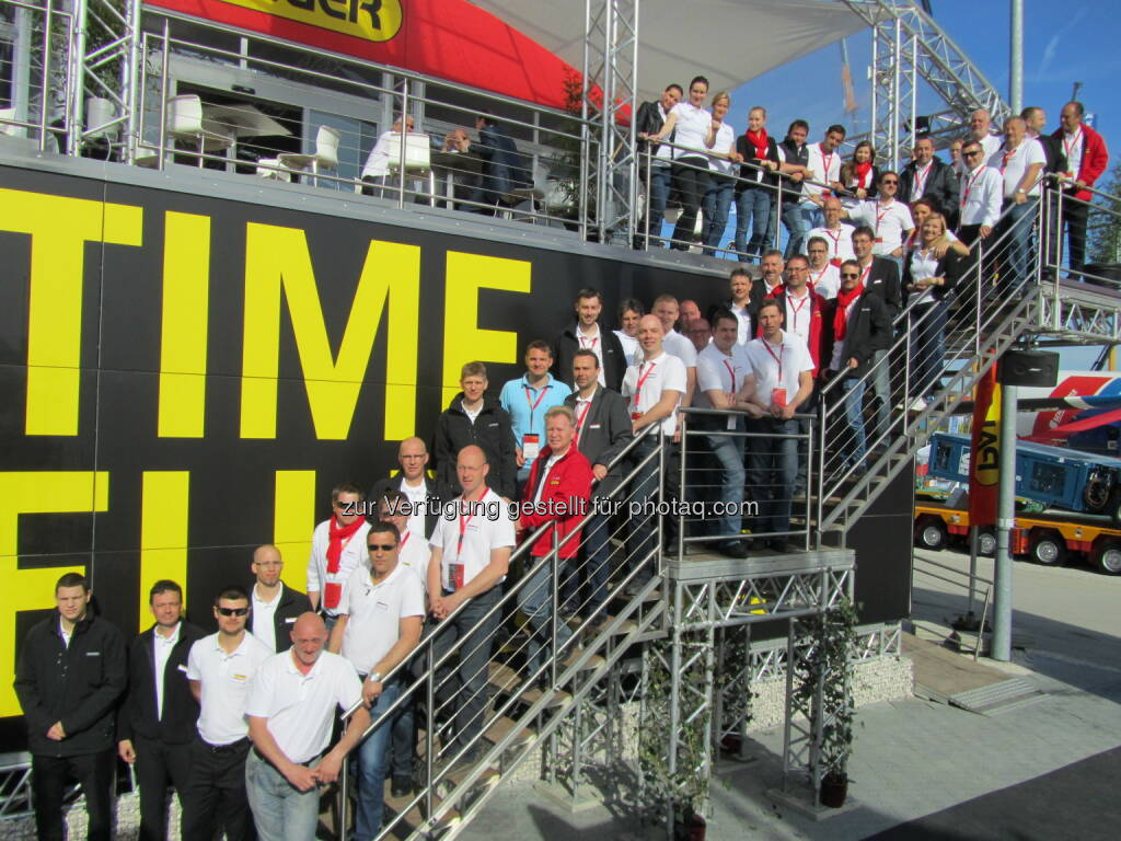 Time - Palfinger bei der weltweit größtne Fachmesse für Baumaschinen in München, der Bauma 2013 (c) Palfinger (21.04.2013) 