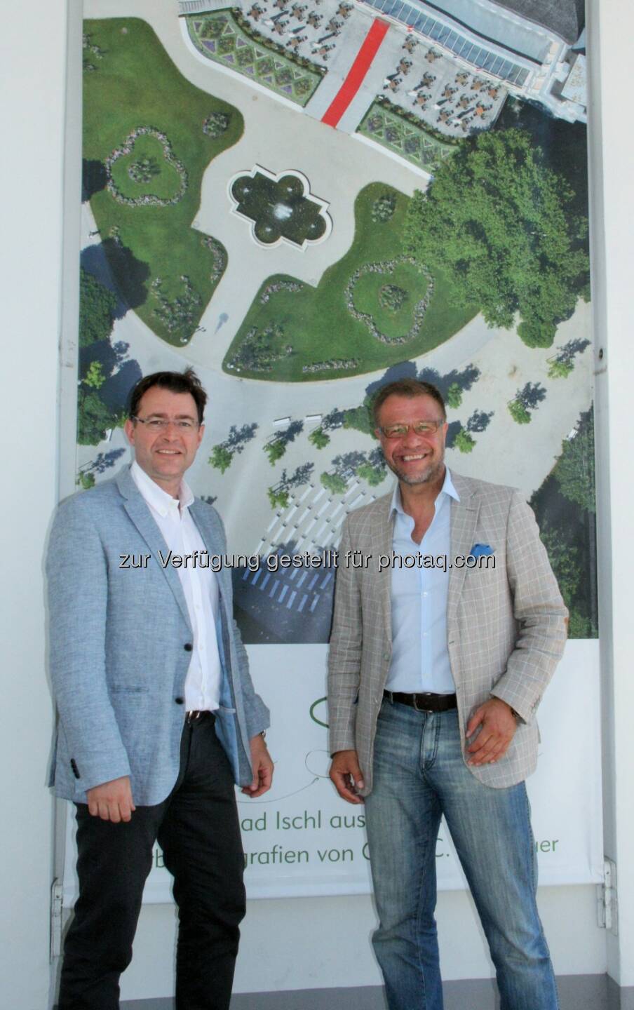 Edwin Gruber (Obmann), Robert Herzog (Tourismusdirektor) : Tourismusverband Bad Ischl - ausgeglichene Abschlussbilanz 2015 -  touristische Erfolgsbilanz der letzten 5 Jahre : Fotocredit: www.badischl.at