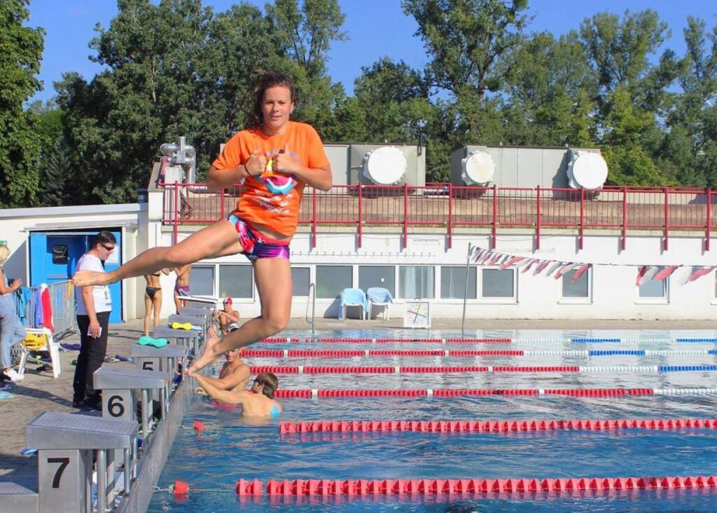 Jump Stadionbad, © Tanja Stroschneider (23.07.2016) 