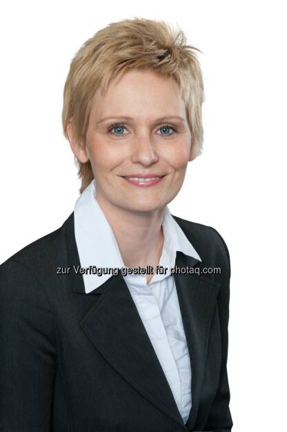Claudia Grabner : Partnerin und Leiterin People & Organisation bei PwC Österreich : Fotocredit: PwC/oresteschaller.com, © Aussendung (27.07.2016) 