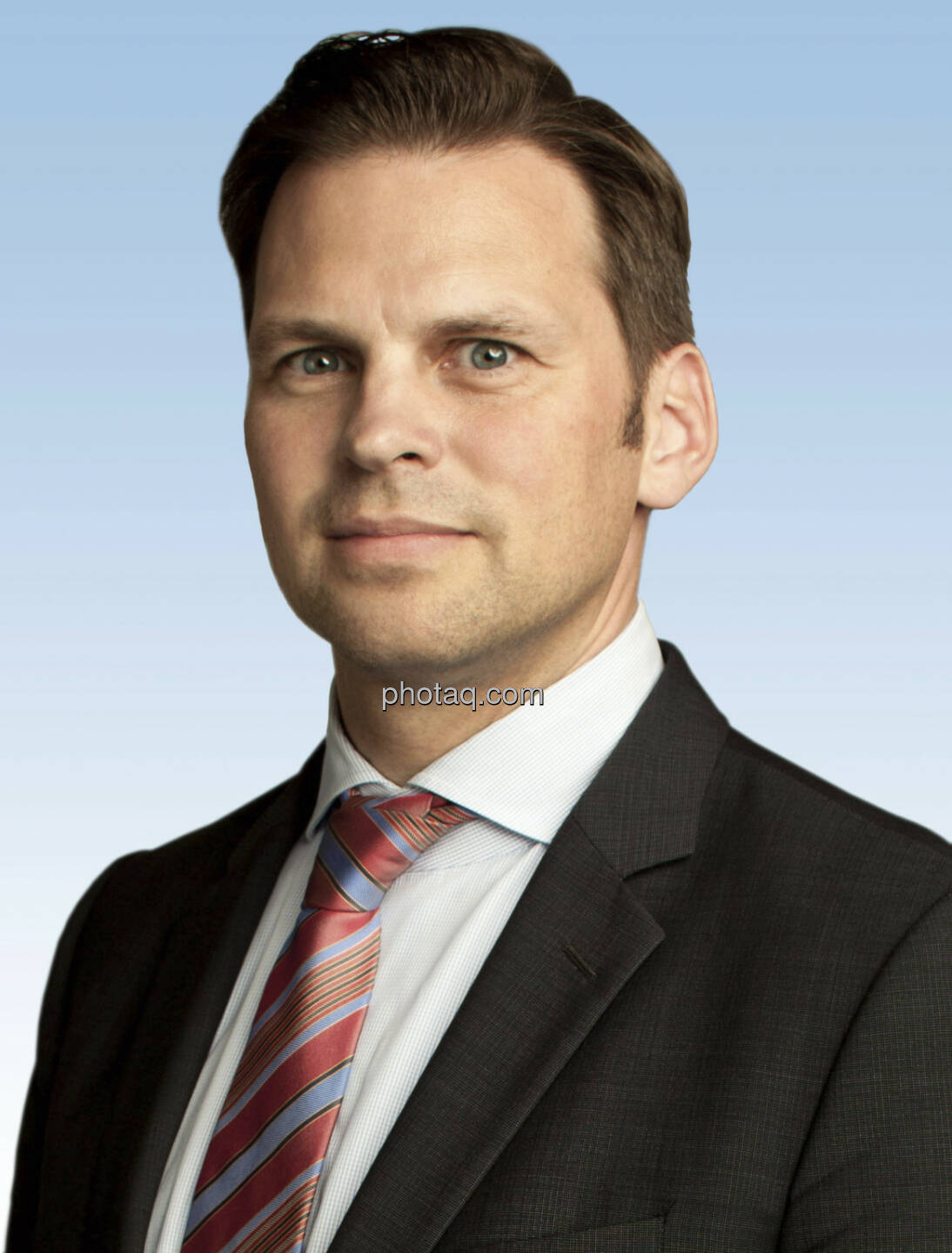 AUA: Bernd Hartweger (41) übernimmt als Vice President die Produkt- und Marketing-Leitung in der Austrian Airlines Group. Hartweger folgt Peter Baumgartner, der das Unternehmen 2012 verlassen hat. Hartweger, der derzeit noch CEO der paybox Bank innerhalb der Telekom Austria Group ist, wird seine Funktion zum 21.Mai 2013 aufnehmen (c) Aussendung