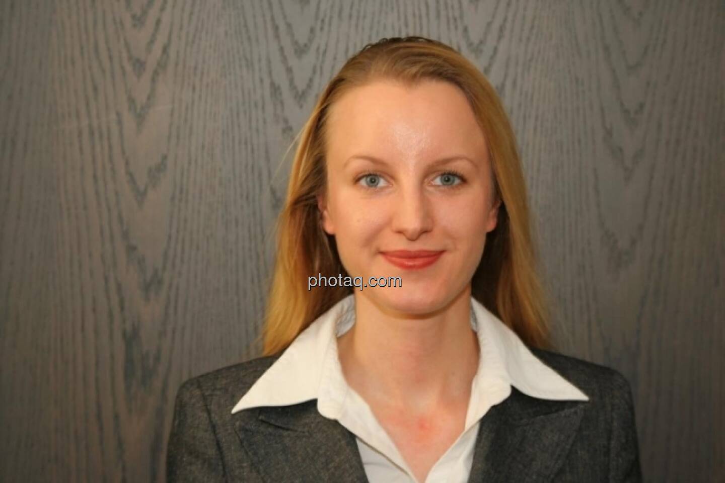 Marion Swoboda-Brachvogel, Bankerin (25. April) - finanzmarktfoto.at wünscht alles Gute!