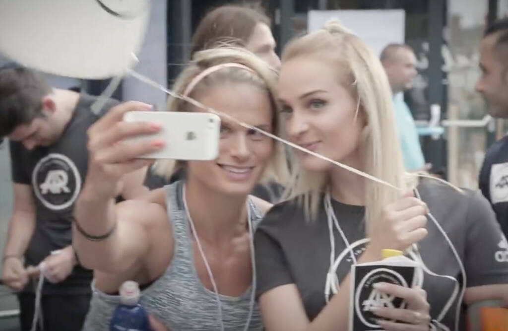 Selfie adidas runners Wien, © Aussender (04.09.2016) 