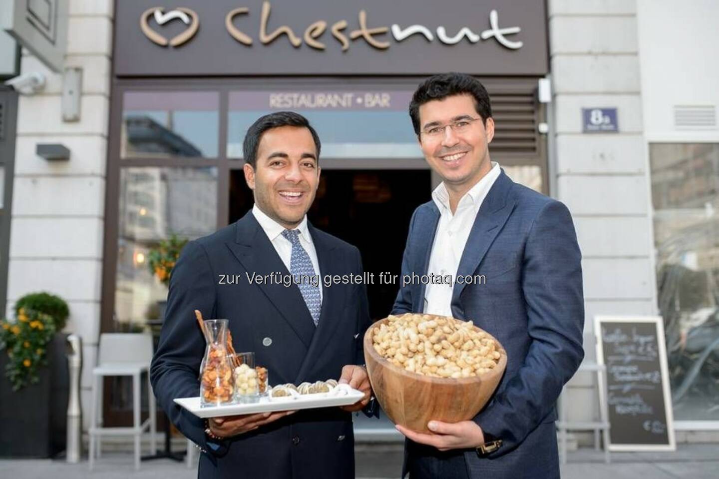 Asim Hasanov und Faradj Akhverdiev (Gastronomen von Chestnut) : Eröffnung Restaurant & Bar „Chestnut“ am Neuen Markt : Fotocredit: Culinarius/APA-Fotoservice/Hörmandinger