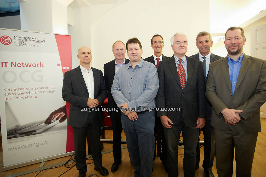 Harald Leitenmüller (Microsoft Österreich), Helmut Oszvald (IBM), Peter Lieber (VÖSI), Wolfgang Horak (ICT Austria), Gerald Futscheck (TU Wien), Martin Winkler (Oracle Österreich), Markus Klemen (OCG) : Bildung 4.0 als Schlüsselfaktor der Zukunft : Fotocredit: Österr. Computer Gesellschaft OCG/APA-Fotoservice/Preiss, © Aussender (07.09.2016) 